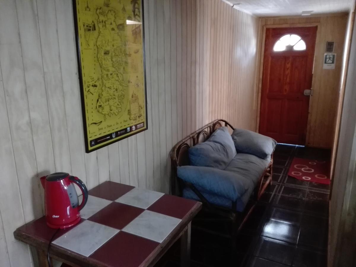 Hospedaje Los Calafates Ancud Eksteriør billede